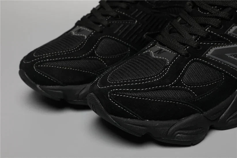 FULL BLACK EDITION